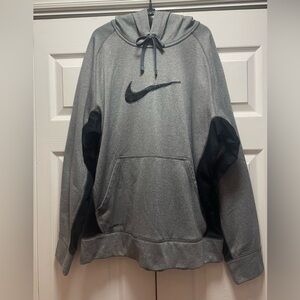 Nike Therma-FIT Gray & Black Swoosh Pullover Hoodie Men’s Size Large